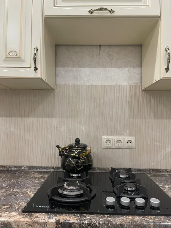 1 комнатная квартира с новым ремонтом