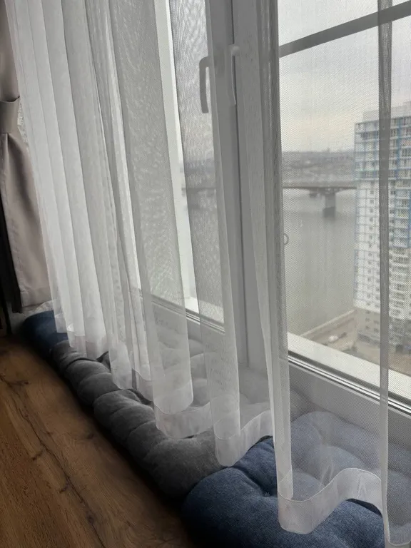 Квартира Квартира Современная евро трешка с видом на Енисей — Красноярск