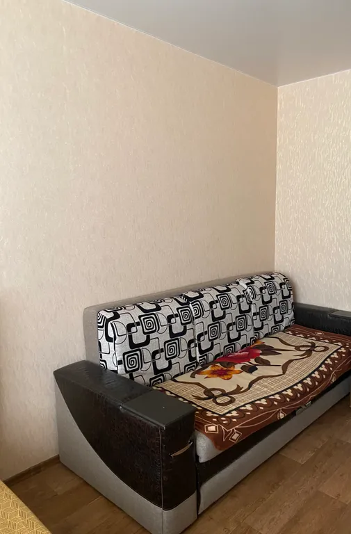 Квартира напротив областной детской больницы на Гаранькина