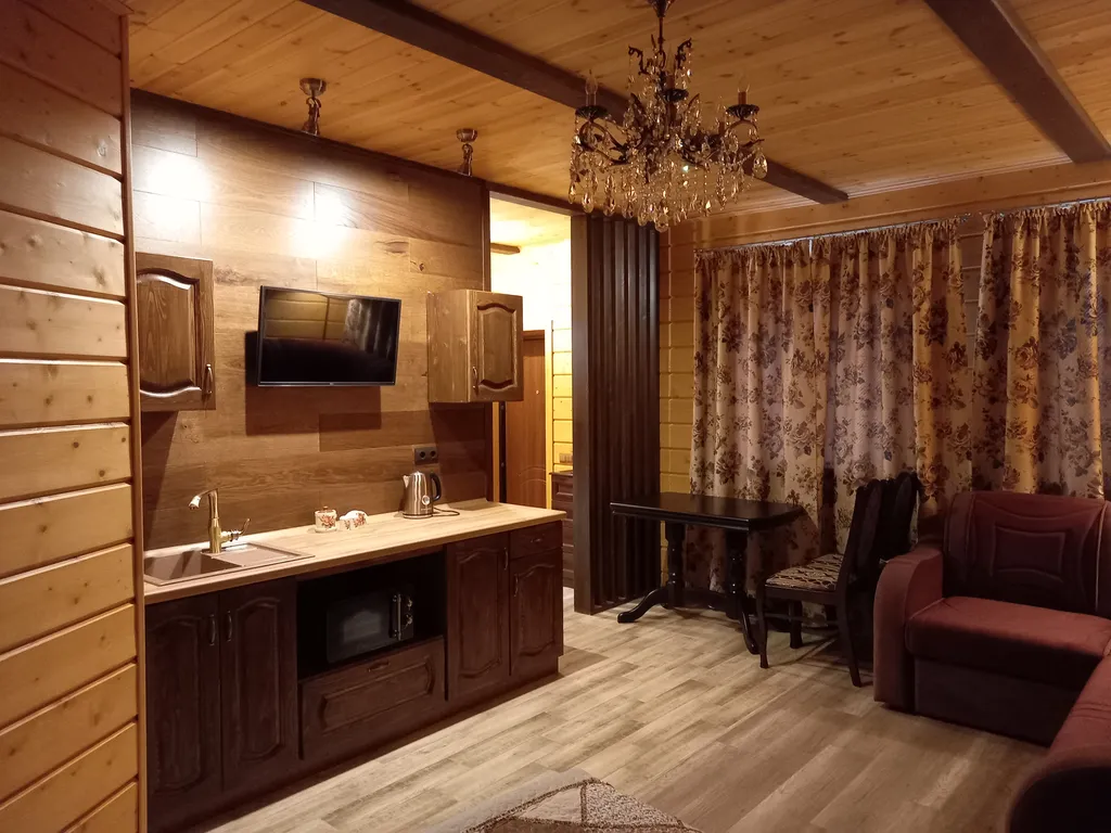 Студия у Покровского монастыря