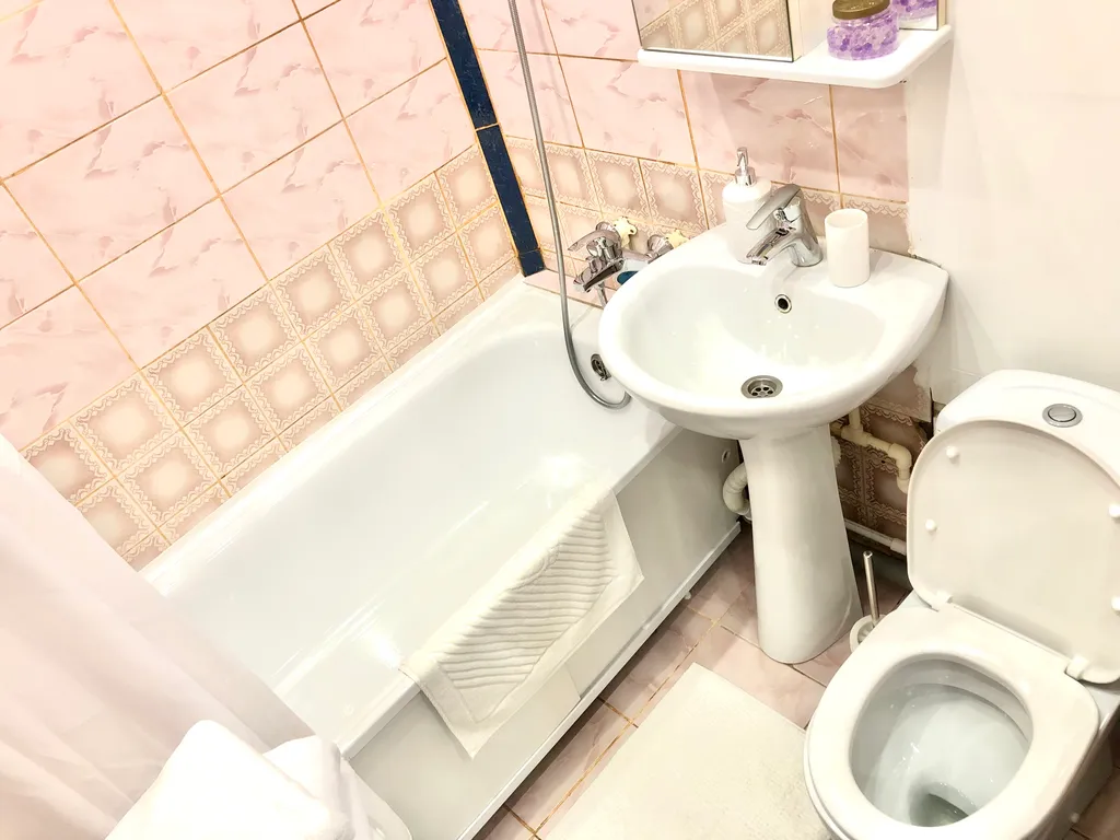 Остановись в самом центре