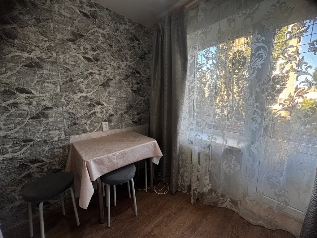 Центр города, гостиница Ахтуба, Воинская часть (старая часть города)