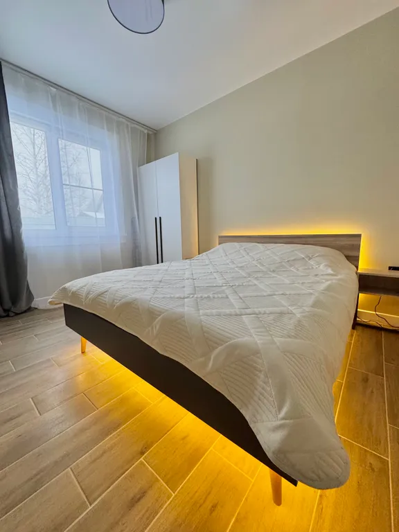 Дом рядом с озером