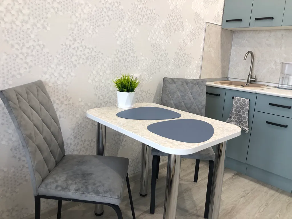 Студия возле ашана и ленты