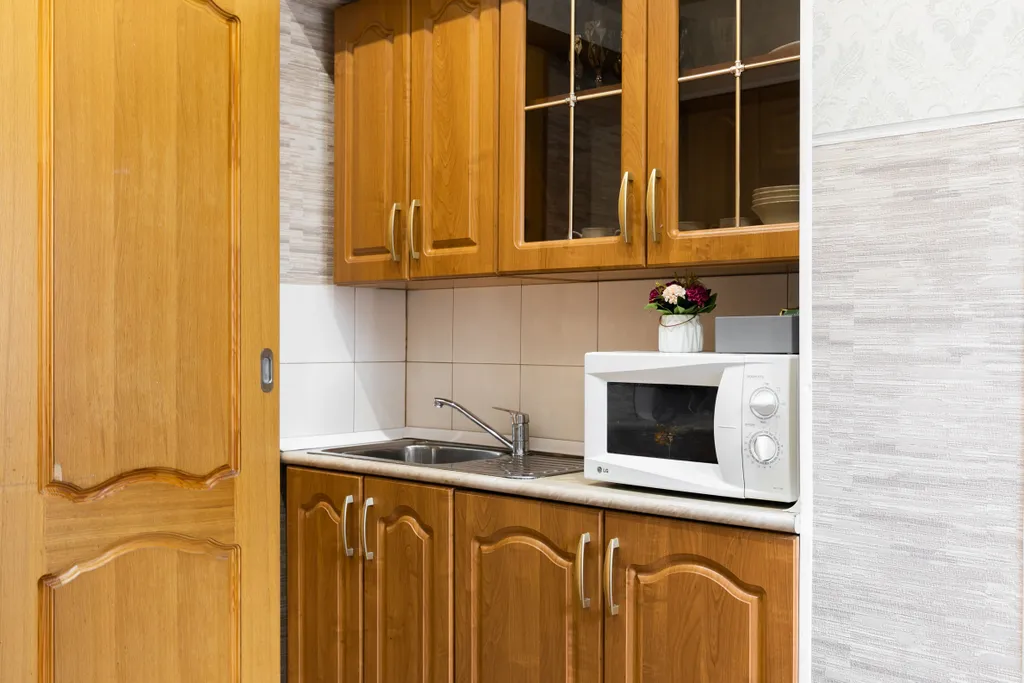 Рядом Невский, торговые центры, метро