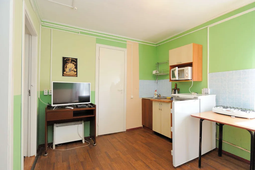 Коттедж Дом 10 правая половина — Луга