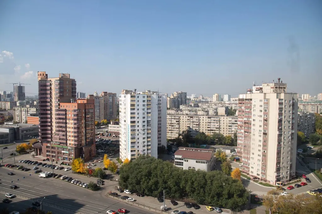 Евродвушка с видом на город