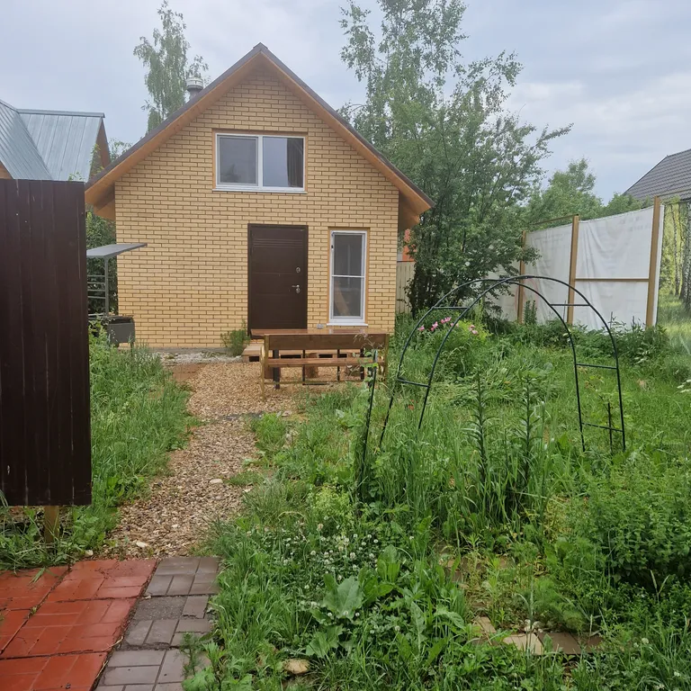 Уютный кирпичный домик с баней и банным чаном