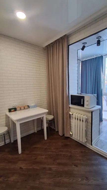 УЮТНАЯ 1-КОМНАТНАЯ КВАРТИРА , С СОВРЕМЕННЫМ РЕМОНТОМ