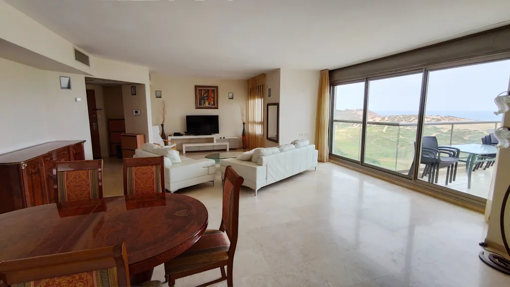 Квартира рядом с морем