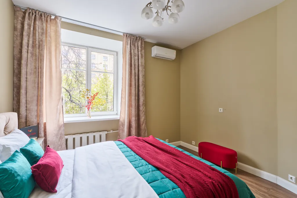 Квартира 2-комнатная квартира на Патриарших Прудах в тихом месте — Москва