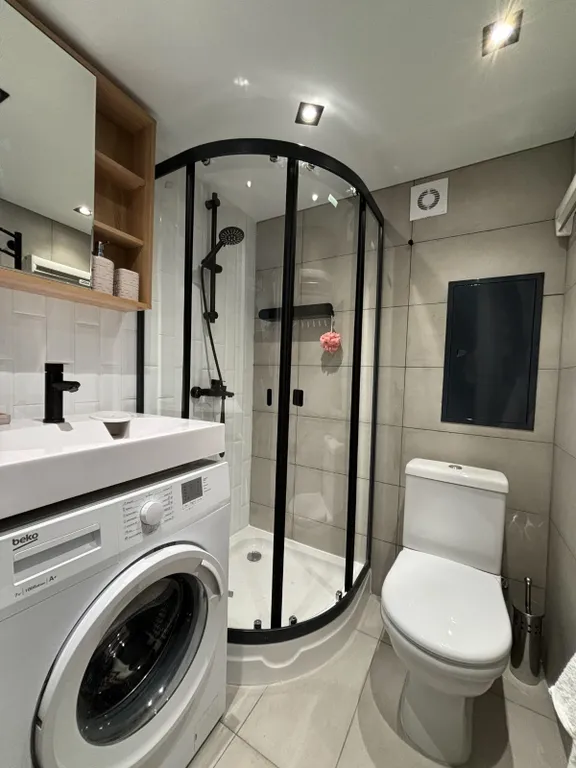 Квартира 2-ярусные апартаменты с евроремонтом — Москва