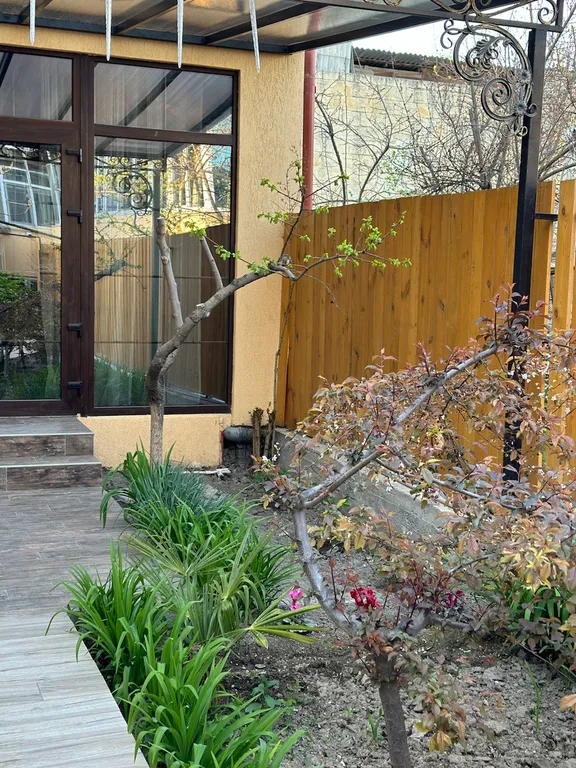 Коттедж Добрый домик Роуз — Дербент