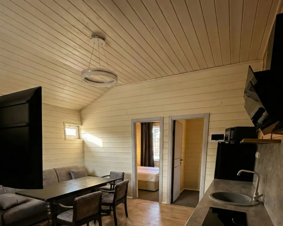 Домик двухкомнатный