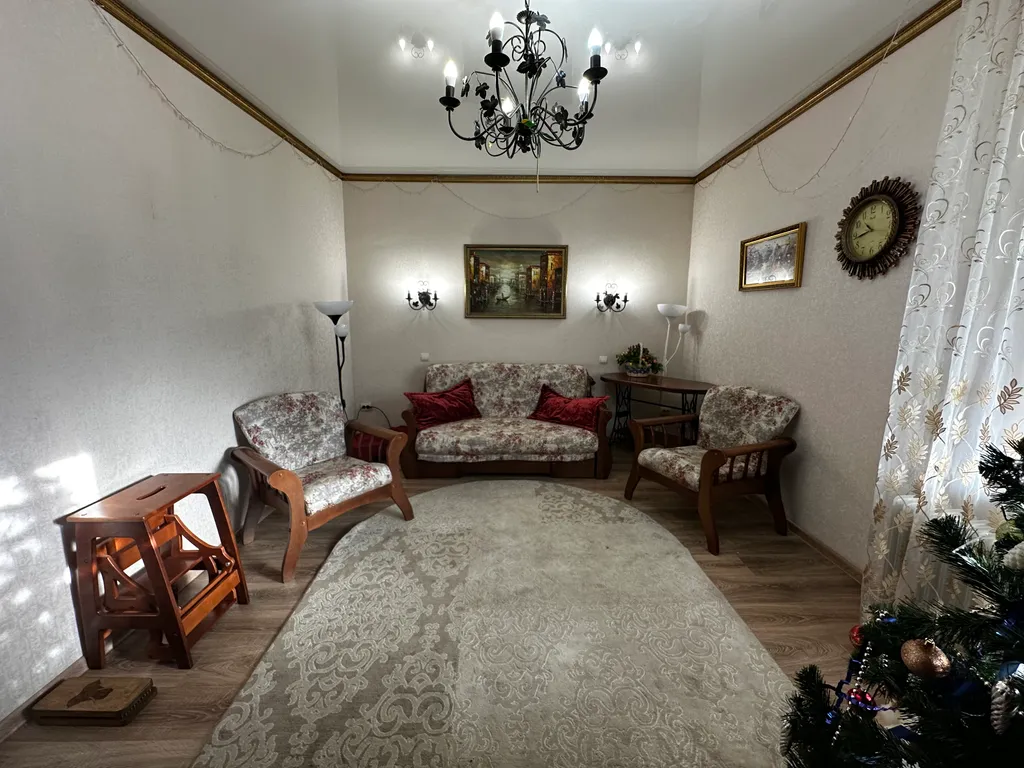 Коттедж Дом под ключ с бассейном и стоянкой для авто на пл. Первомайской — аренда посуточно в Ейск