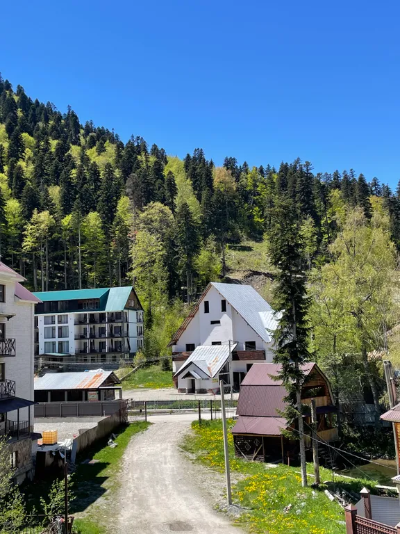 Уютный номер в сердце Домбая