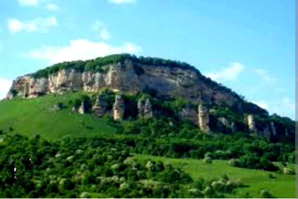 Уютный деревенский домик в сердце гор