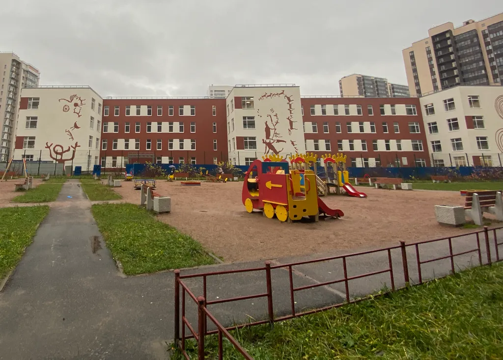 Уютная студия у метро Девяткино