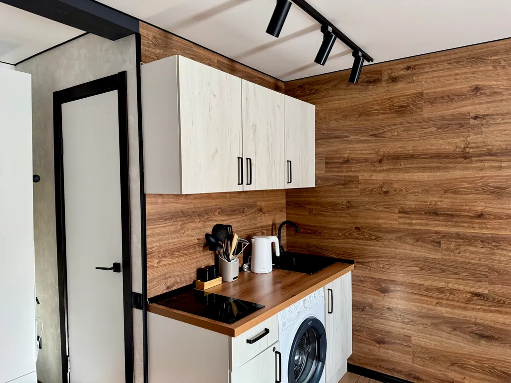 Студия Эконом, возле АлтГПТУ со всеми удобствами