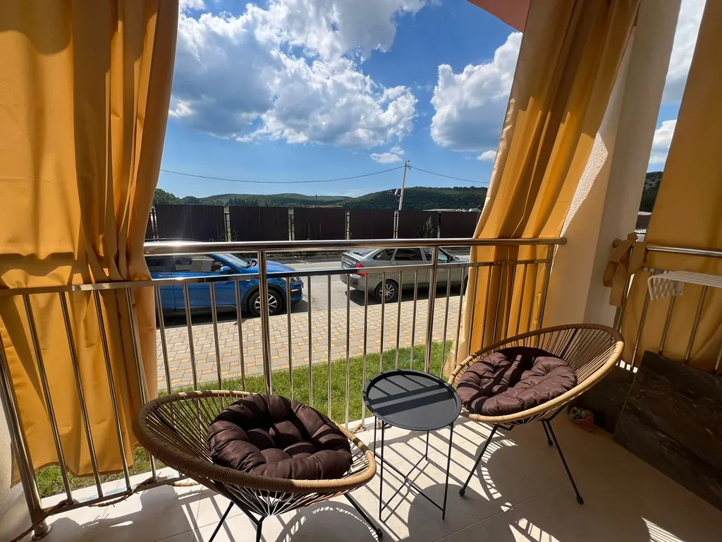 292 евродва с бассейнами на 6 человек