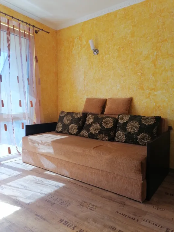 Квартира студия (эллинг) на первой линии  моря.