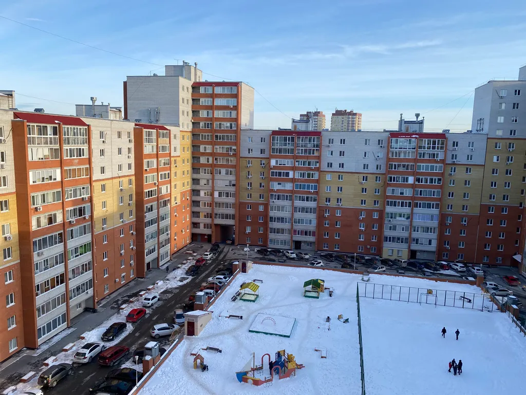 8 минут пешком до ЛетоЛето