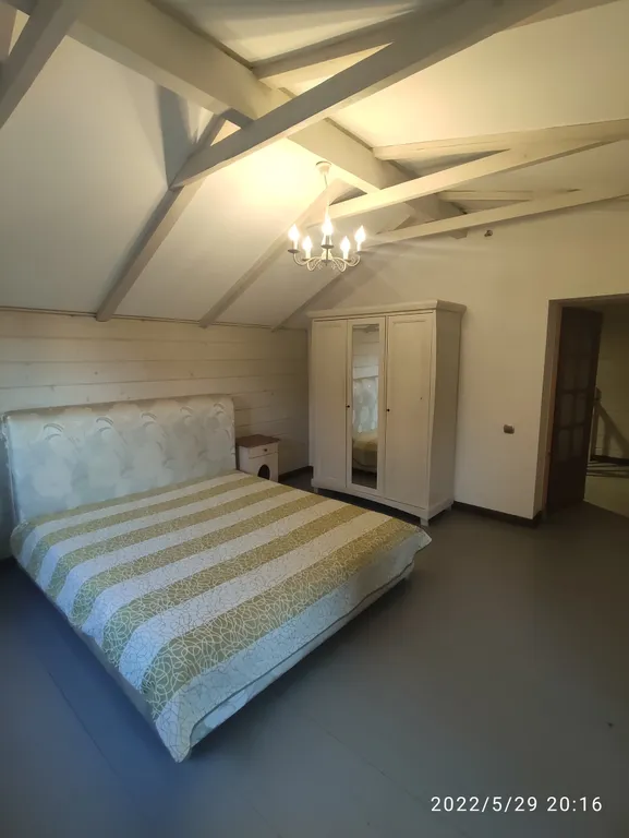 Деревенский дом у моря