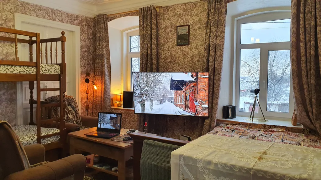 Иконников - уникальные апартаменты в купеческом особняке с печью и баней