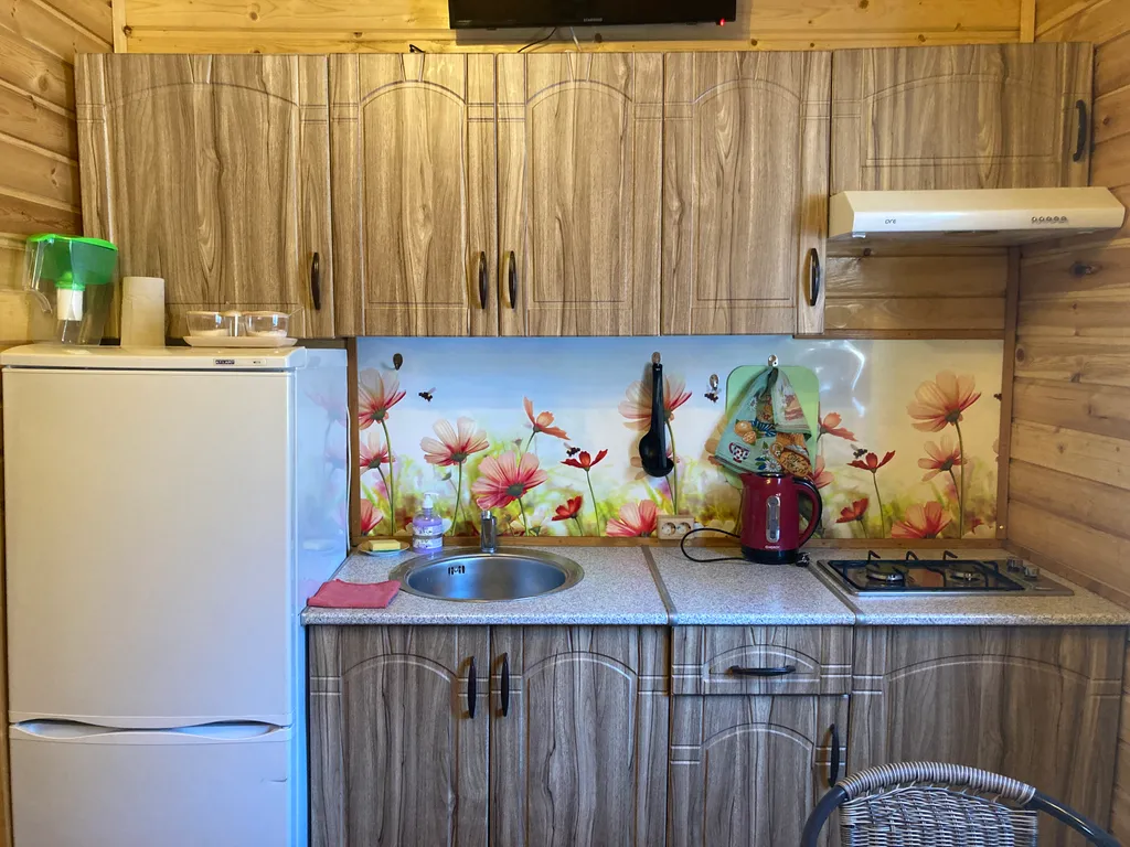 Коттедж Уютный домик в лесу №1 с двухъярусной кроватью — Кутузовское