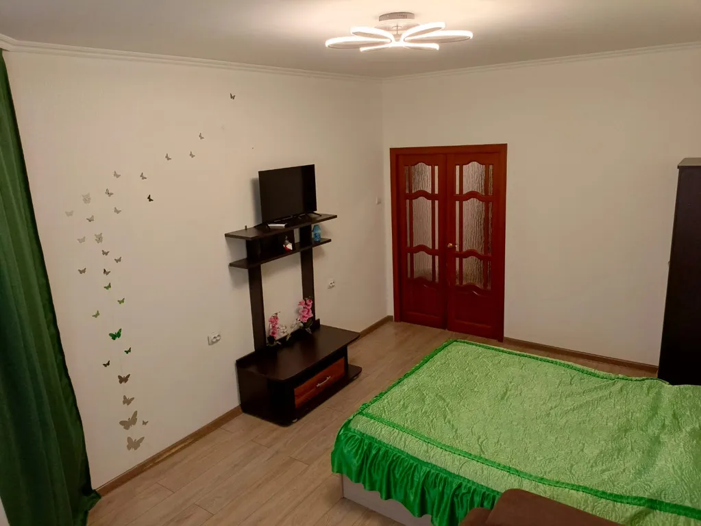 Уютная однокoмнатная квартиpа в центре города