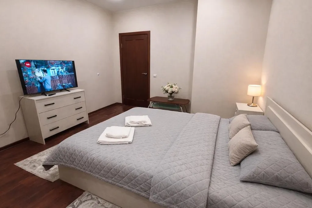 Двушка рядом с Крокусом