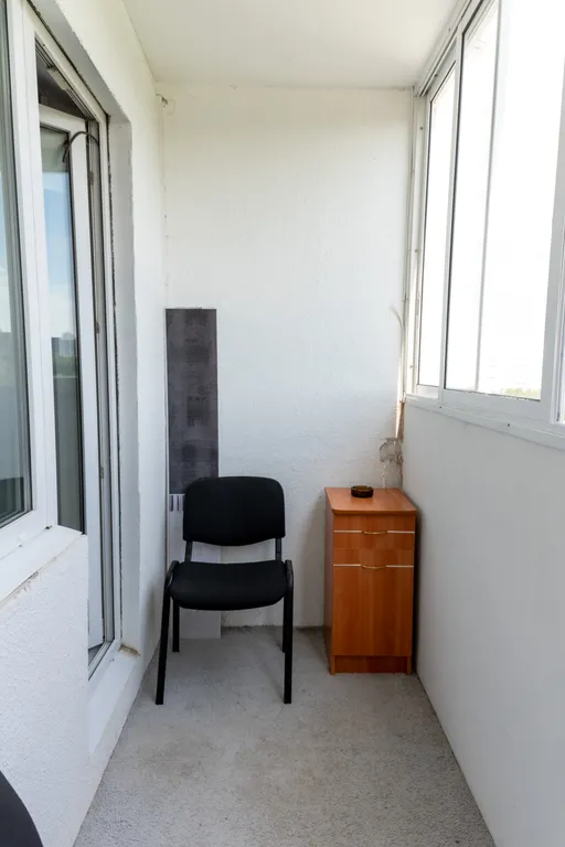 Студия у ледовой арены Трактор