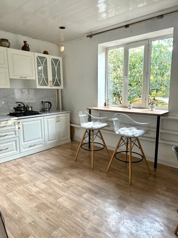 Уютный светлый дом недалеко от моря