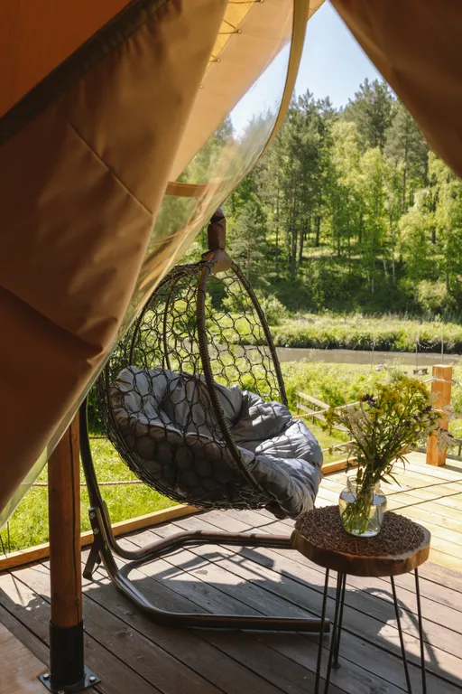 Коттедж Уединенный мини-глэмпинг на берегу горной реки — аренда посуточно в Чемал