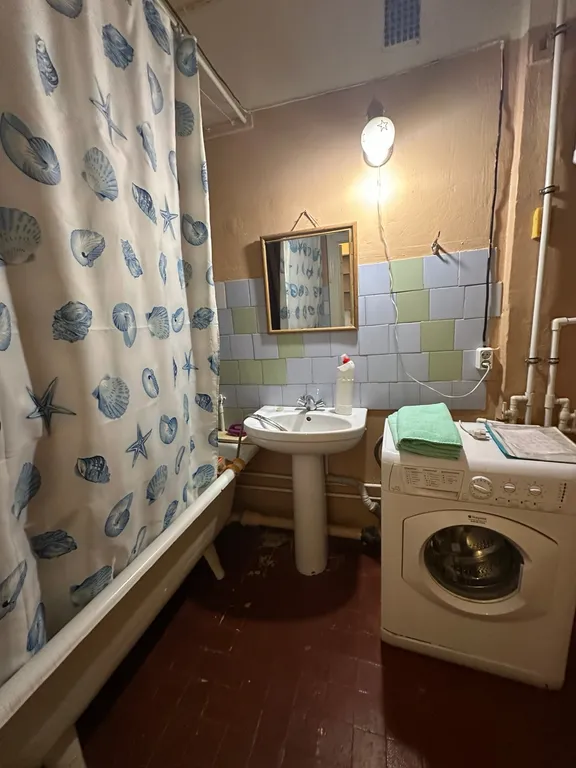 Квартира 1-комнатная Квартира — Кировск