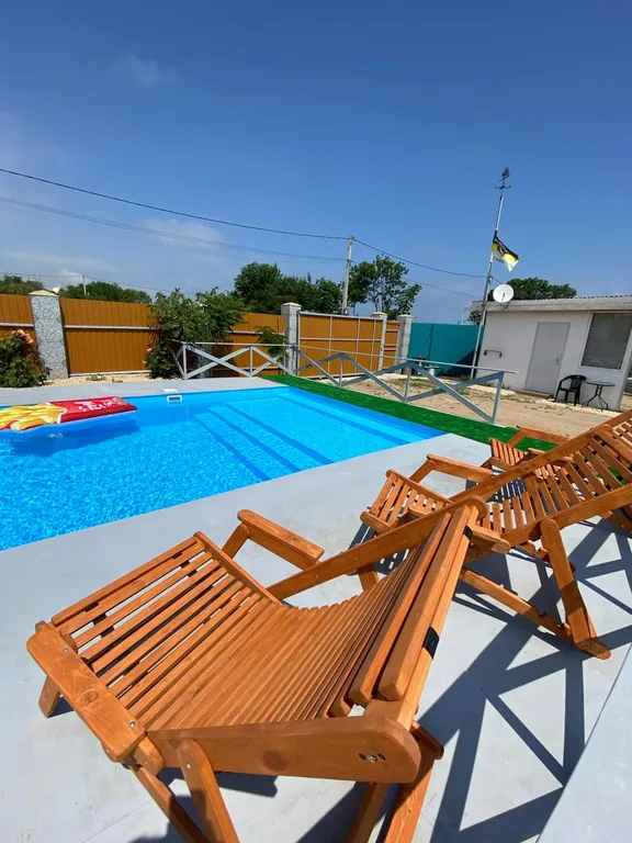 Коттедж 1-комнатный Дом — Кучугуры