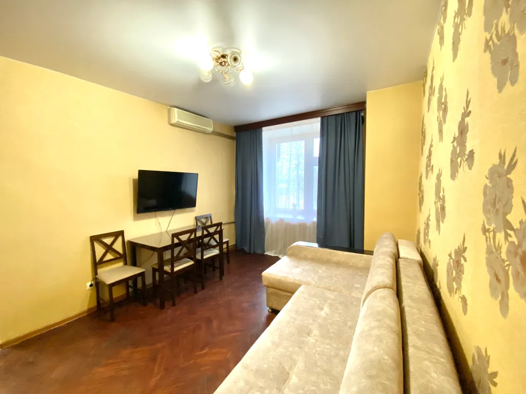 Квартира Двухкомнатные апартаменты на набережной — Самара