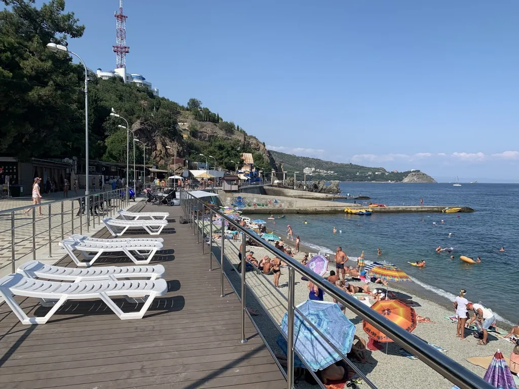 Премиум двушка с террасой на 1 линии