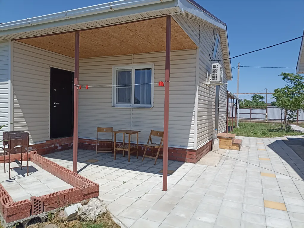 Уютный домик у моря