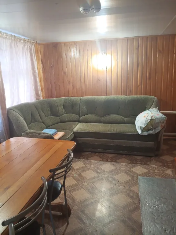 Уютный коттедж с беседкой для отдыха