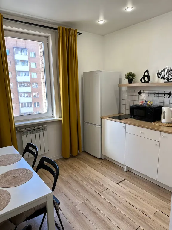 Квартира в спальном районе города с развитой инфраструктурой