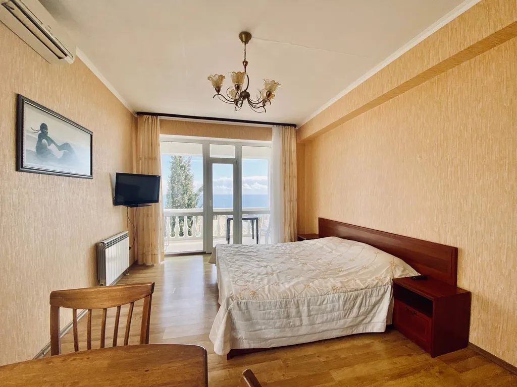 Квартира Комнаты с видом на море — аренда посуточно в Кореиз