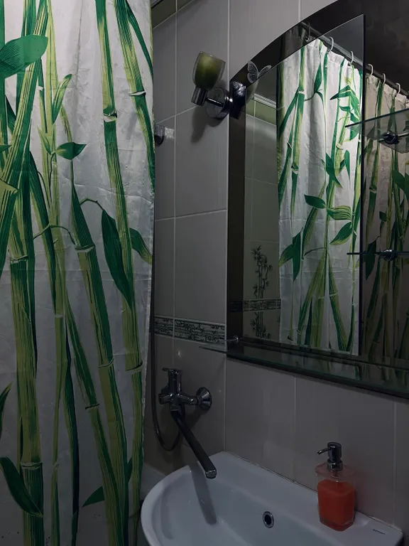 Уютная двухкомнатная квартира недалеко от центра