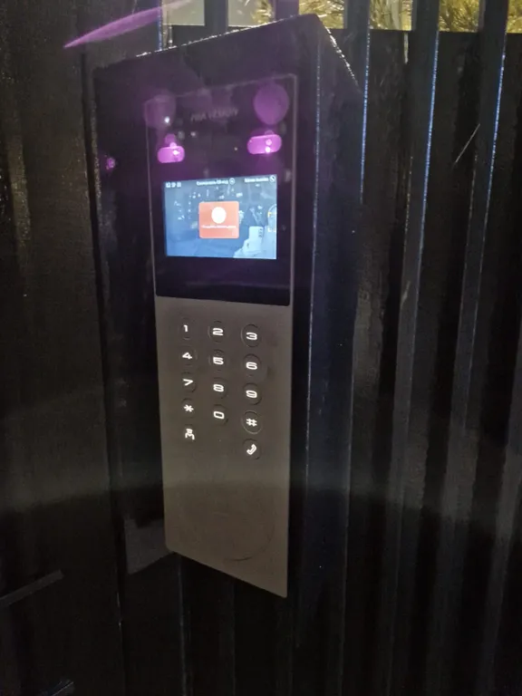 Современные апартаменты возле ТРЦ Хан шатыр