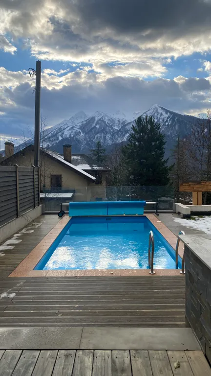 Коттедж Шале с бассейном и баней — Красная Поляна