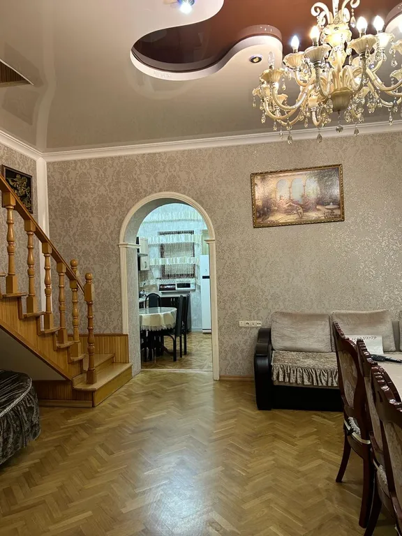 4-комнатный Дом