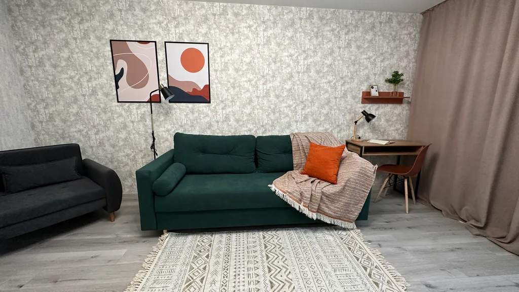 Яркий просторный апартамент около ЖД вокзала