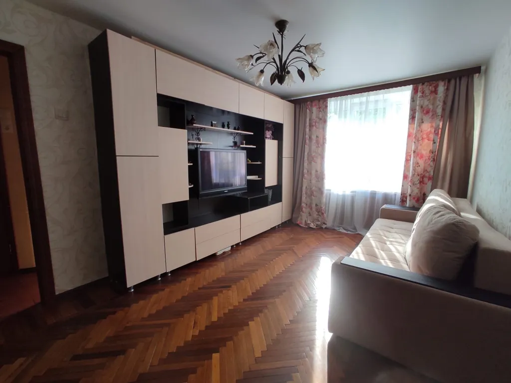 Уютная квартира рядом с Фонтанами — аренда посуточно в Петергоф