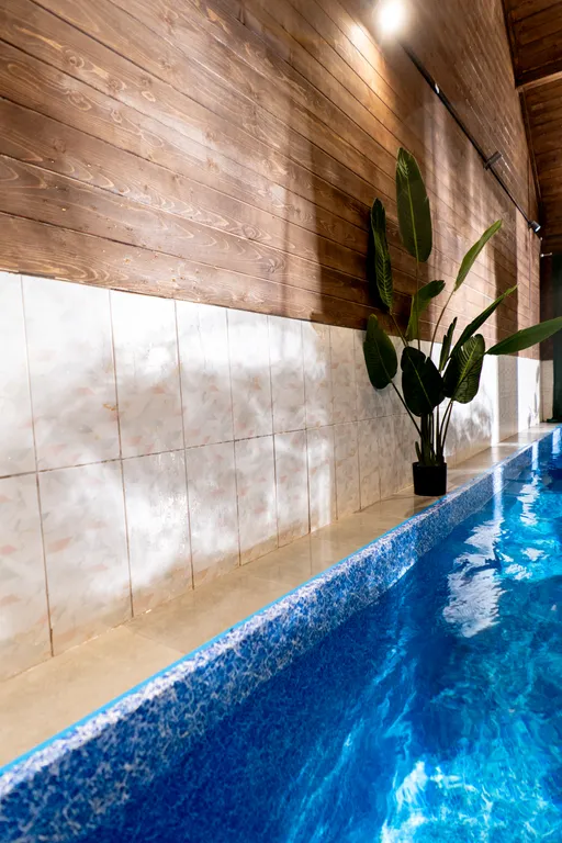 Коттедж Уютный дом с бассейном в лесу — Софрино