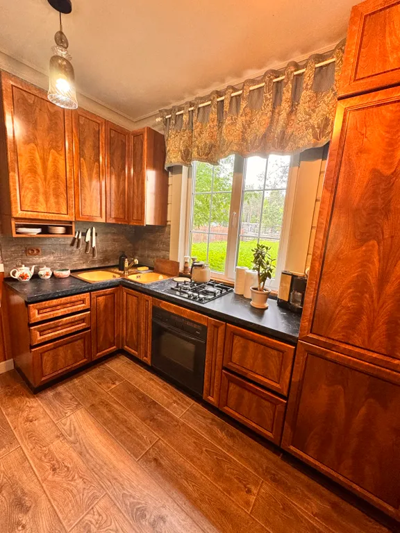 Коттедж Домик под Соснами — Старая Слобода